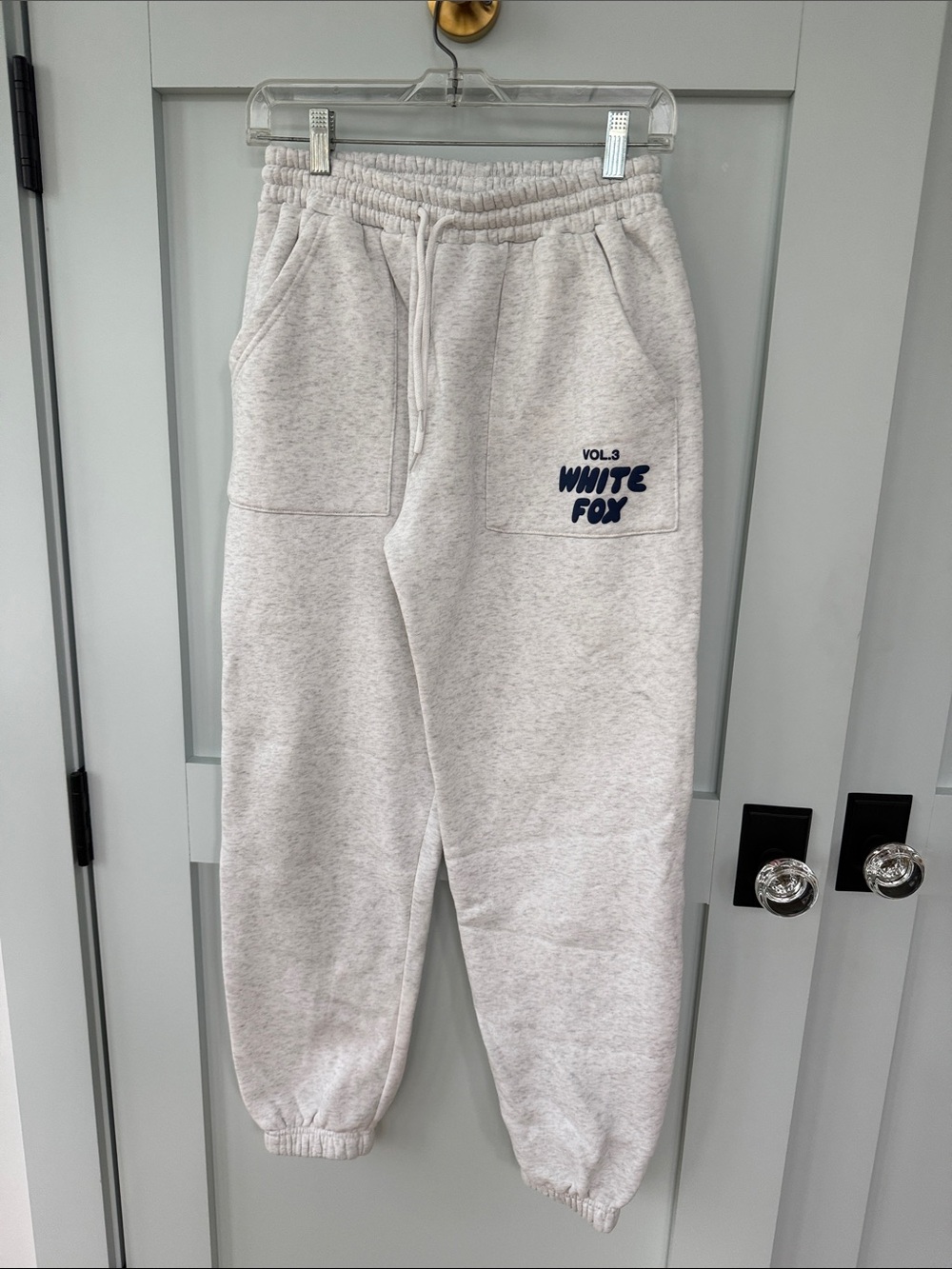 White Fox Vol. 3 Graphic Fleece Jogger Sweatpants Small NWOT Gray/Navy - Picture 4 of 6